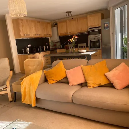 Apartment De Standing - 3 - 8 Personnes - Grand Lyon Villeurbanne